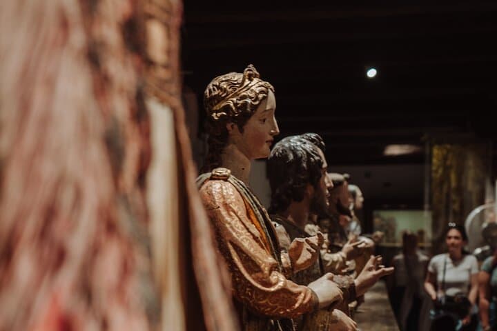 Naples Walking Tour of Santa Chiara Complex