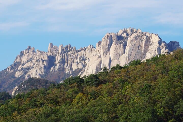 Mount Seorak and Nami Island One Day Tour from Seoul