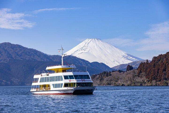 Mt Fuji and Hakone 1 Day Tour from Tokyo with Indian Thali Lunch