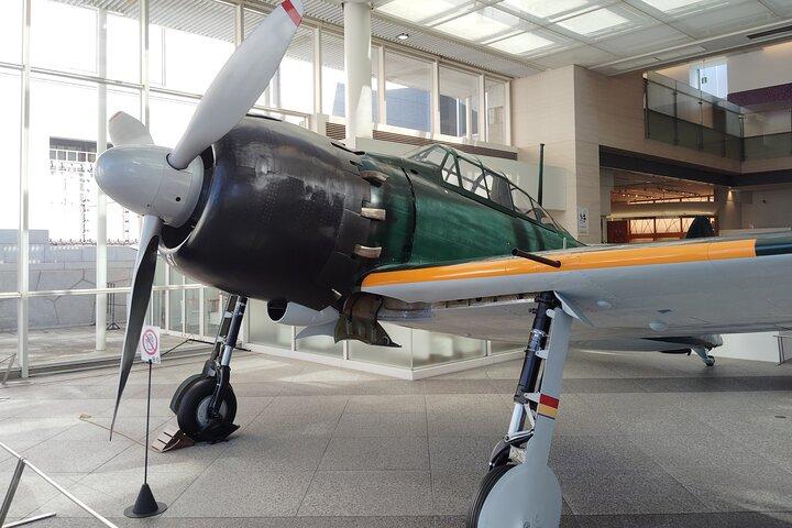 Tokyo War History Tour: Yasukuni Shrine & War Museum