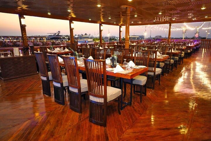 Dhow Cruise at Marina Dubai with Dinner and Live Entertainment