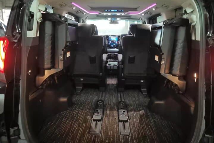 Tokyo Private Transfer from Tokyo center to Haneda Airport (HND)