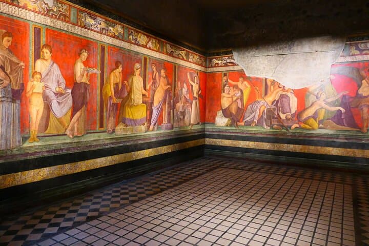 Capri, Sorrento & Pompeii: A Private Italian Getaway from Naples