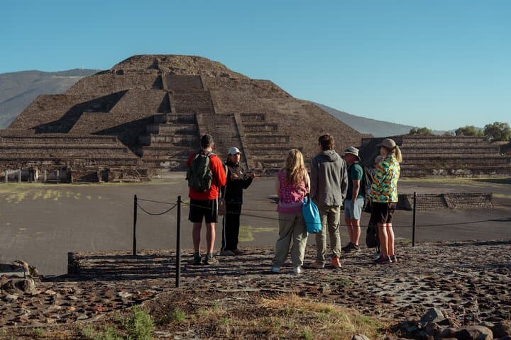 Teotihuacan Before the Crowds: Early Access Express Experience