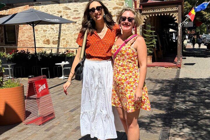 "Discover Hahndorf: Wine, Cheese, Beer, Shops & Lunch Day Trip"