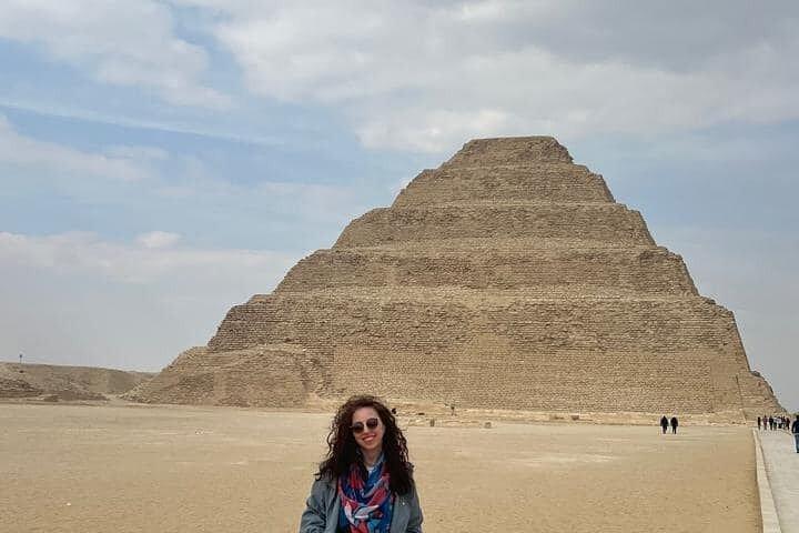Giza Pyramids ,Sphinx ,Saqqara and Dahshur Historical Tour