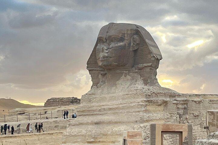 VIP tour Giza Pyramids, Camel Ride, sphinx & felucca Boat