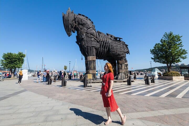 Troy Full-Day Guided Tour incl. Transfer, Ferry Tickets w/Lunch
