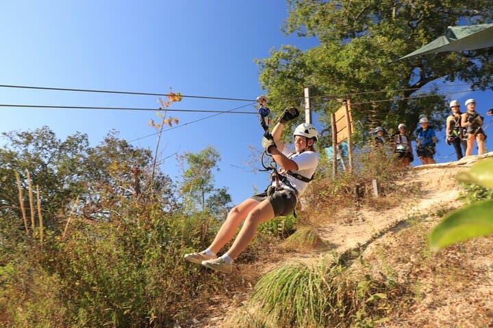 Cape Town Zipline and Wine Tasting Tour