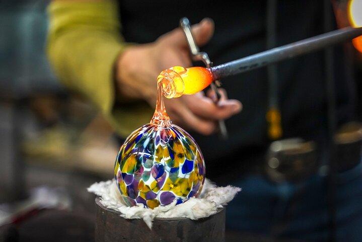 Murano Glassblowing Tour: Boat Ride & Factory Visit