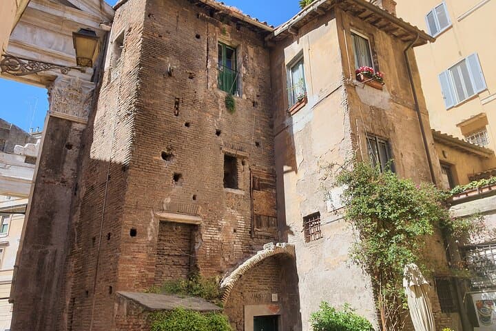 Rome’s Jewish Ghetto and Foro Boario Tour with Hotel Pick-up
