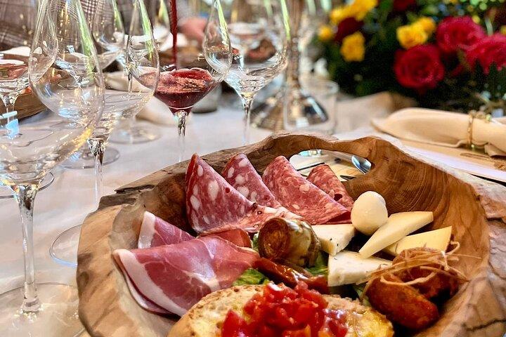 Florence Private Cooking Class in San Gimignano and Wine Tasting