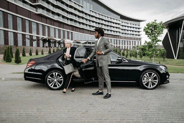 Private Transfer From Hotel To Cairo International Airport
