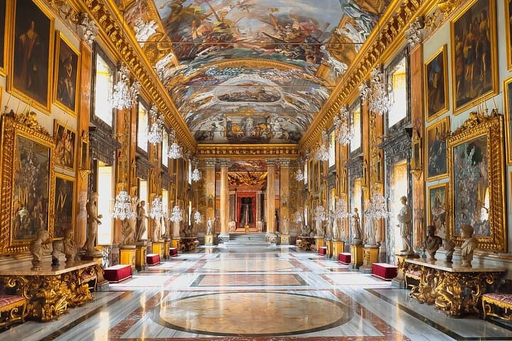 Rome Historic Centre and Pantheon Walking Tour