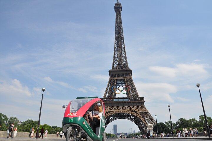 Private City-Tour by pedicab in Paris : The "Gustave Eiffel"