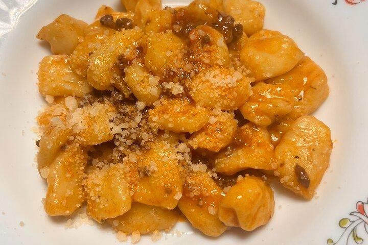 Learn and taste the best bolognese ragu and pasta making