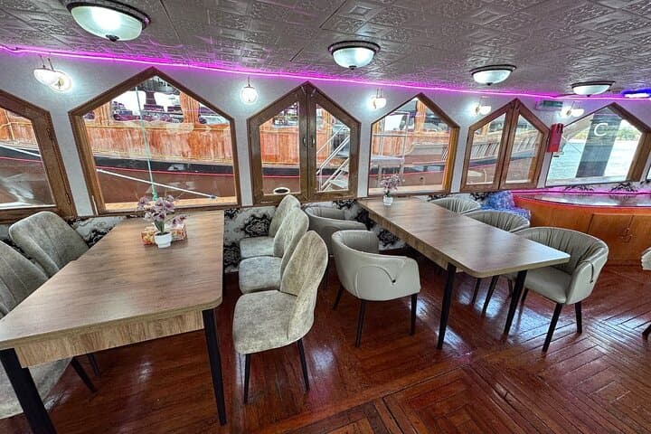 Dhow Cruise With Dinner at Al Jaddaf Dubai