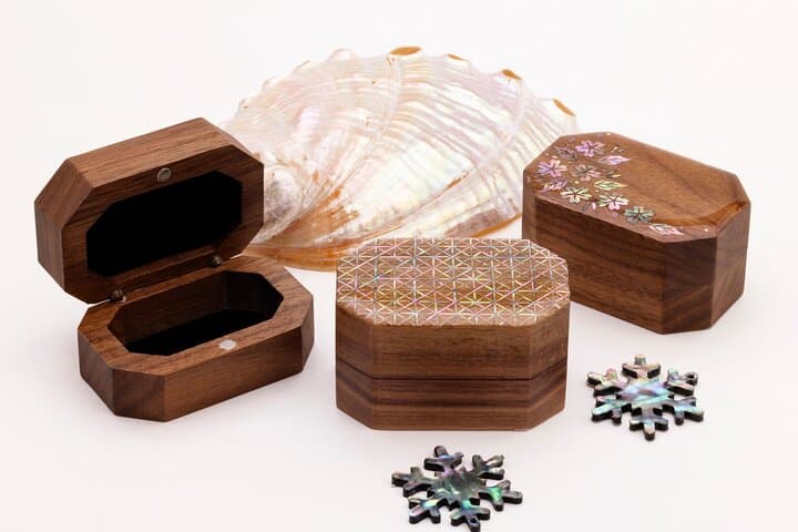 Traditional Korean Mother-of-Pearl Craft Workshop