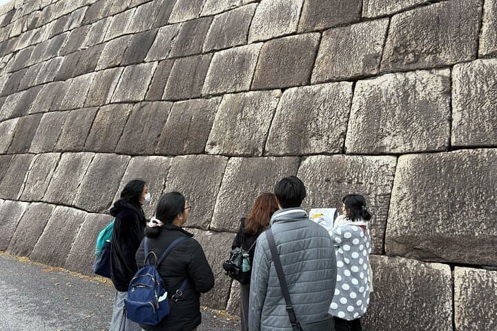 Tokyo Imperial Palace with Kagurazaka Alley Tour