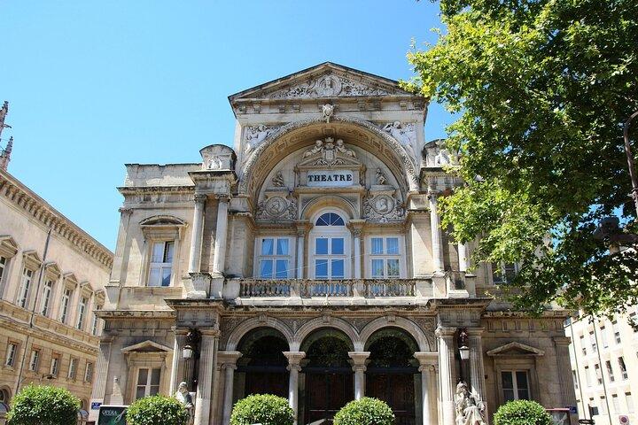 Avignon City Walk with Audio Guide in 7 Languages on your Phone