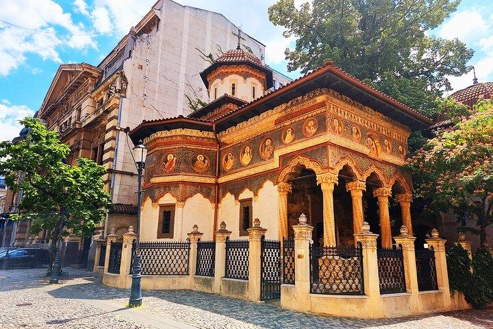 Bucharest Historical Food Tour in Old Center