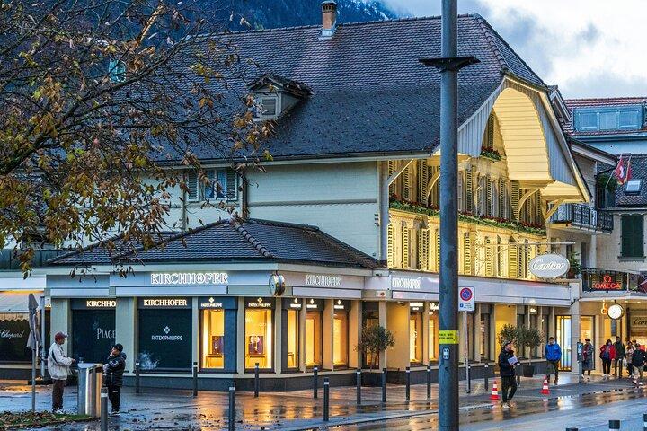 From Zurich Interlaken and Grindelwald Private Day Tour