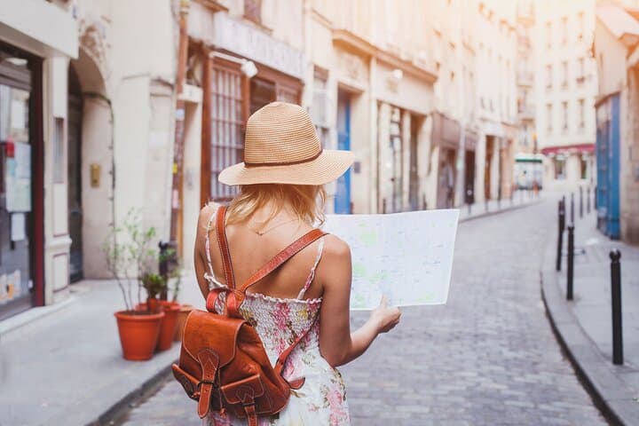 Private transfer from Naples to Salerno, 2h of sightseeing stop