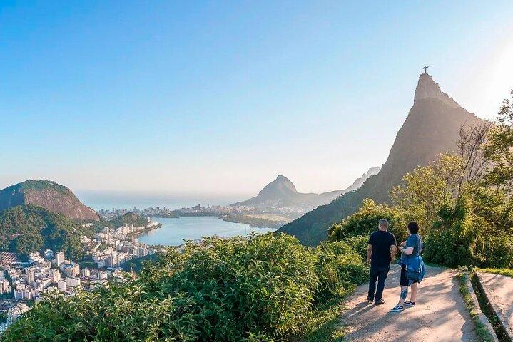 Hidden Gems Tour of Rio - by Alan Denis