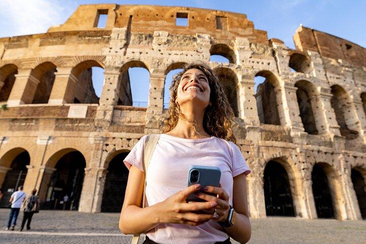 Rome: Best of Colosseum and Roman Forum Small Group Guided Tour