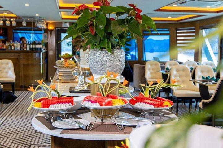 Ha Long Bay Luxury Cruise Day Tour with Transfer