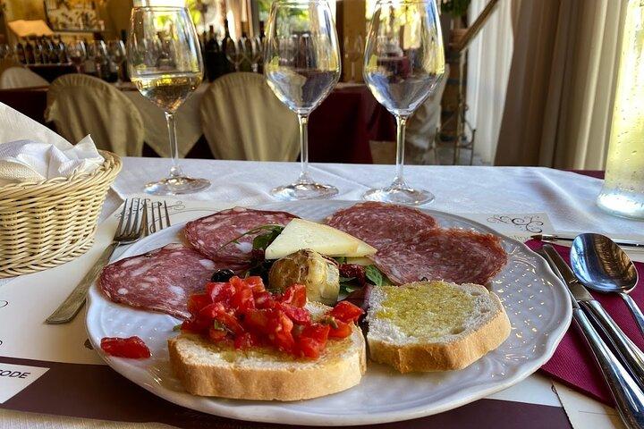 Florence Private Cooking Class in San Gimignano and Wine Tasting