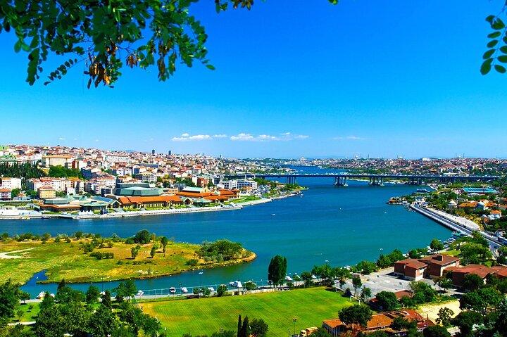 Bosphorus Cruise & Pierre Loti Cable Car Tour & Hotel Pick-Up