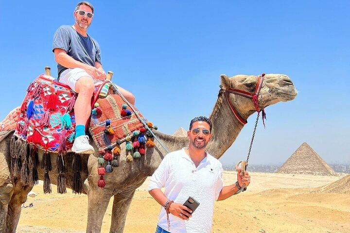 Private Giza Pyramids Tour with Local Guide