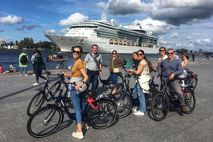 Amsterdam Highlights Bike or E-Bike Tour