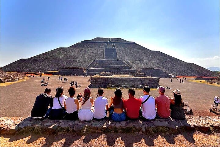 Teotihuacan Sunrise Tour from Mexico City