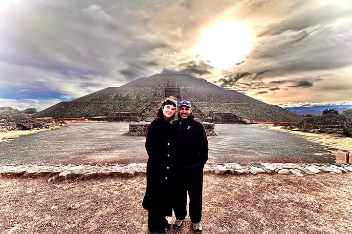 Teotihuacan Sunrise Tour from Mexico City