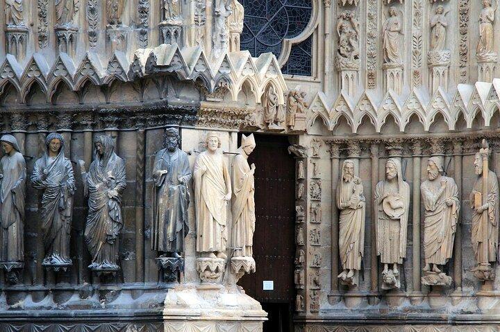 Reims Private Walking Tour with Local Guide