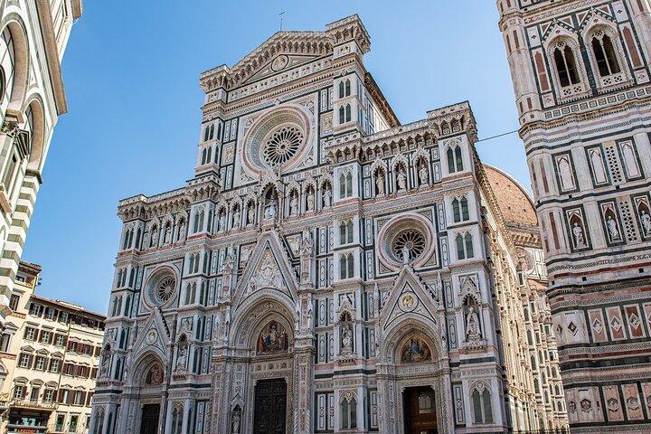 Duomo Cathedral Fast Track Tour & optional Brunelleschi's Dome
