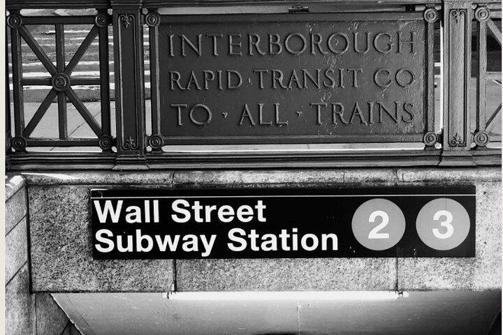 Wall Street Inside with a Trader Walking History Tour