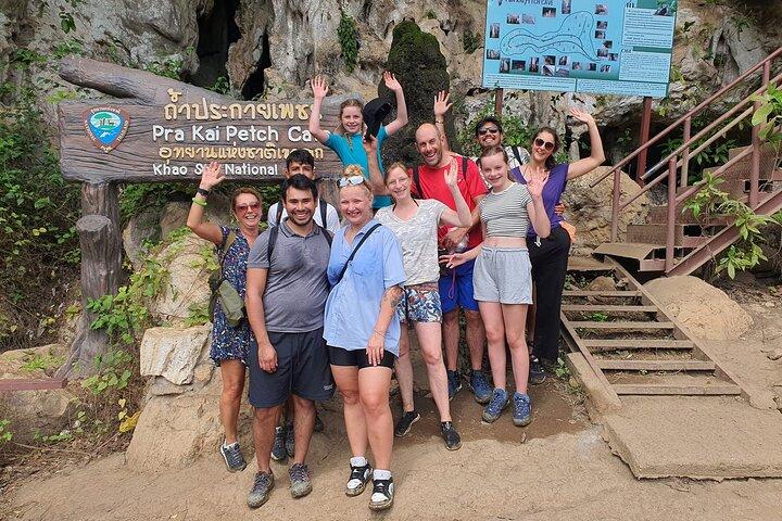 Cheow Lan Lake and Diamond Cave Full Day Tour from Krabi