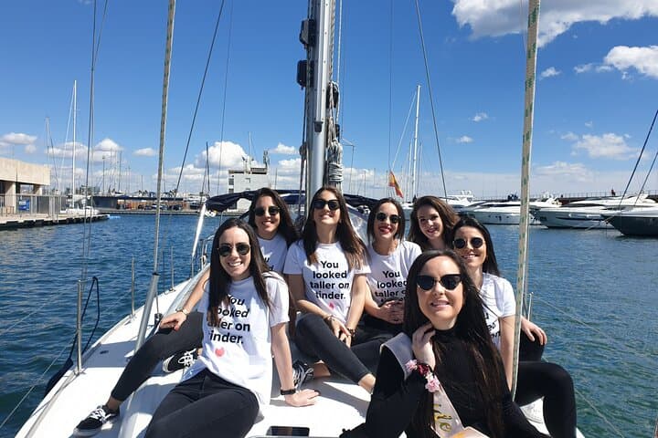 Celebration on board in Barcelona - 3 Hours