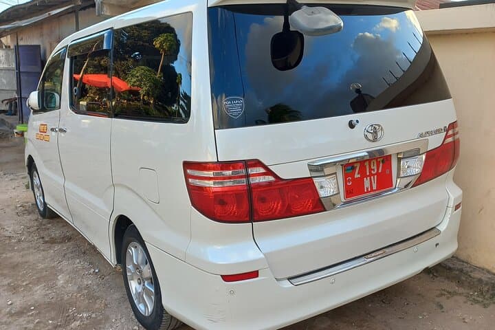 Abeid Amani Karume Airport Pick-Up & Hotel Transfer in Zanzibar