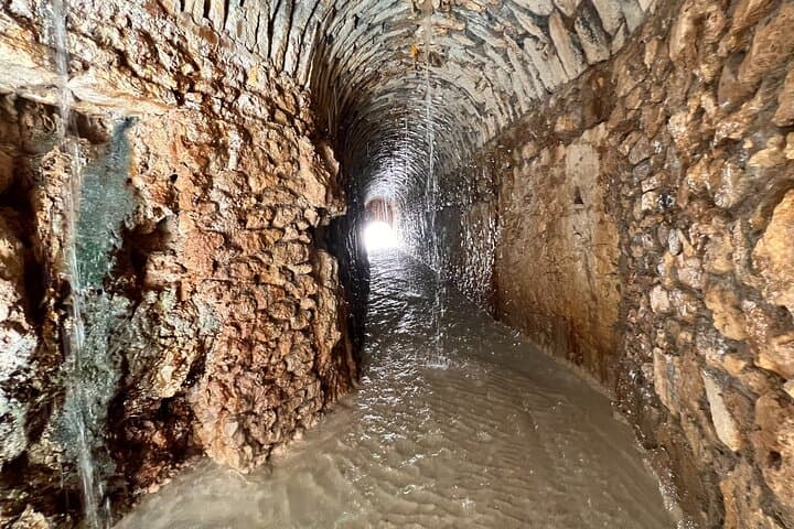Visit Tolantongo hotsprings with 2025 Car Private Tour from CDMX