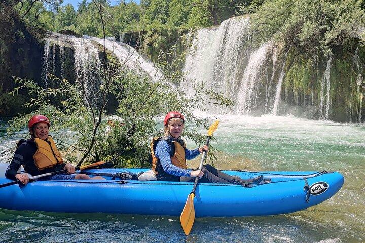 Kayaking Mreznica Waterfalls close to Plitvice Lakes