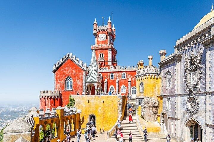 Lisbon, Sintra, Cascais: Vineyard Tasting, Local Lunch & Beach