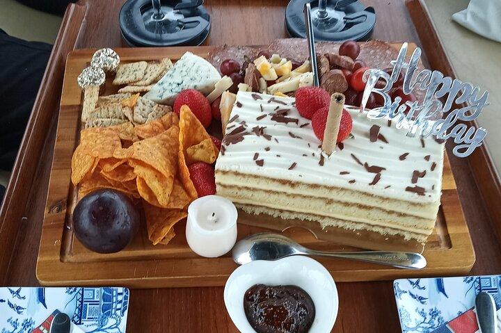 1.5hr Romantic-Surprise Dinner-Wine & Cheese or Sushi Boat Cruise