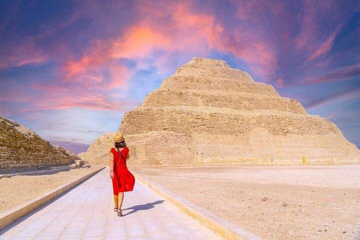 Private Day Tour: Sakkara and Dahshur Step, Bent & Red Pyramids