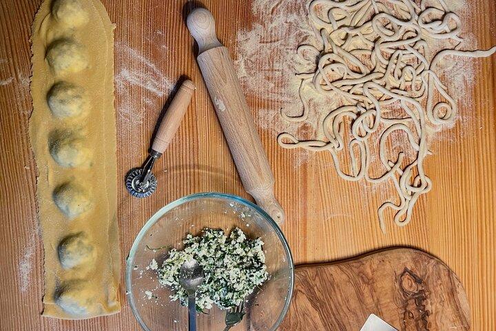 Pasta, meatballs and ice cream in a villa in the hills of Florence