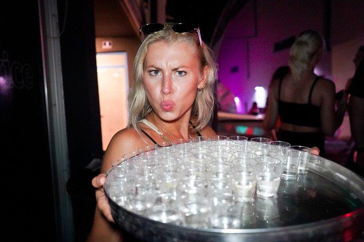 Split: Night Boat Party with DJ, Free Shots & After-Party