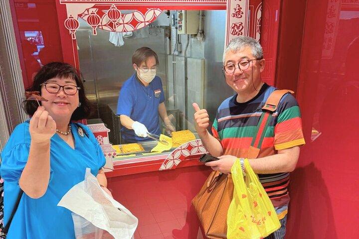 Singapore Chinatown Local Hawker Food Tour